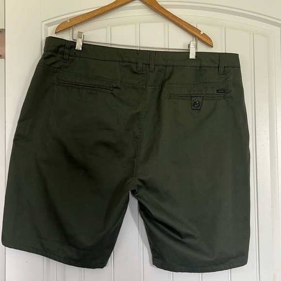 RipCurl Standard Mens Shorts size 42 - Picture 2 of 6